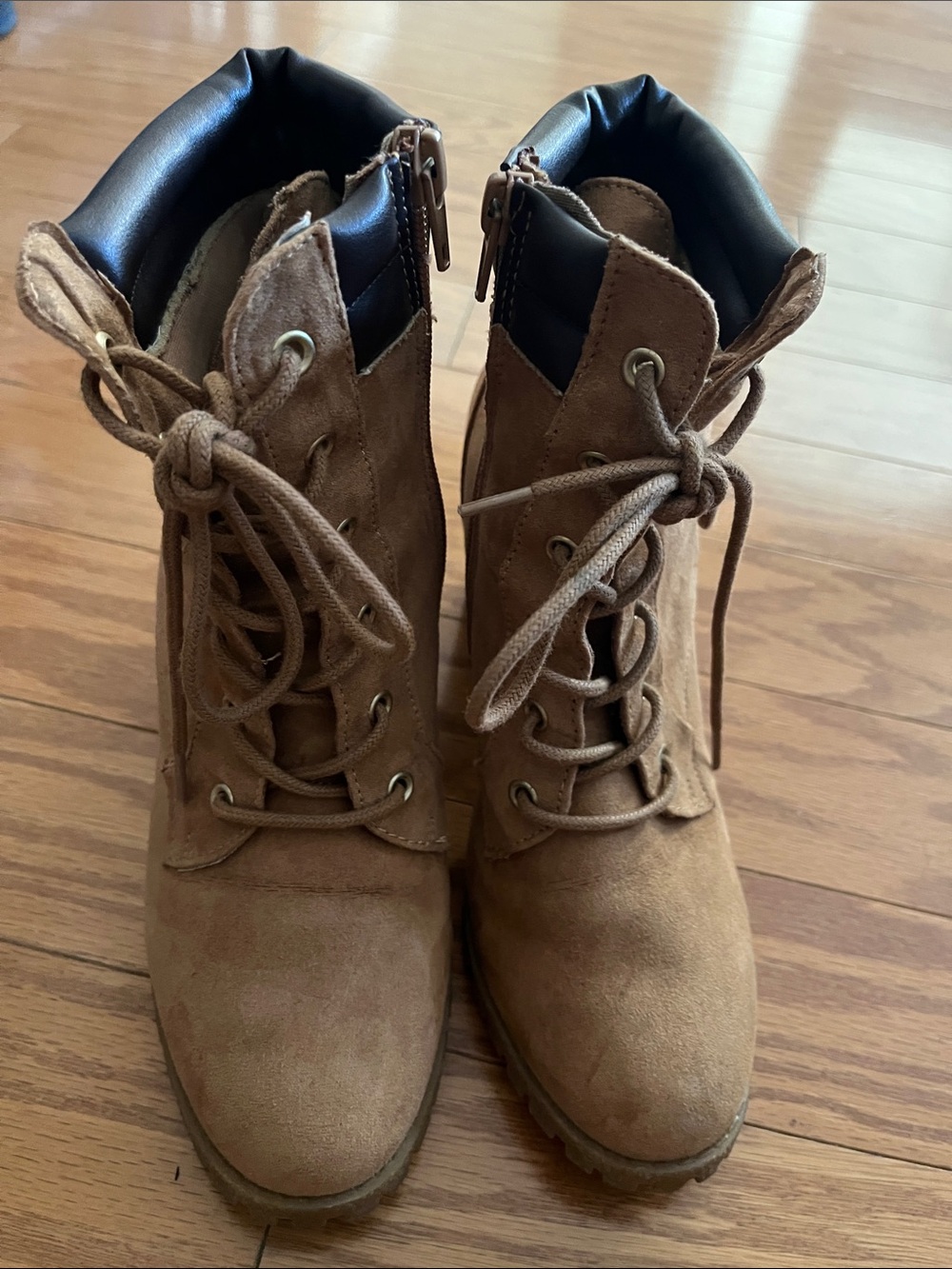 Steve Madden Brown Lace-Up Suede Ankle Boots
